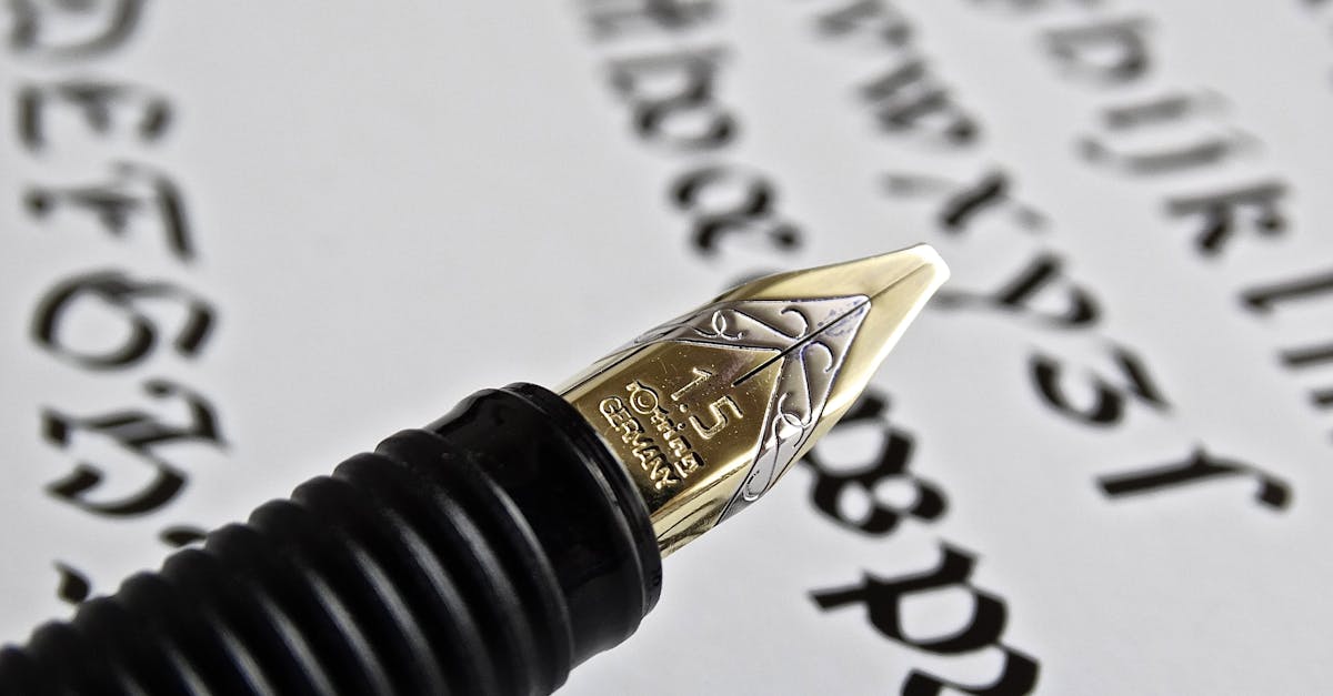 découvrez la graphothérapie, une méthode thérapeutique qui utilise l'écriture manuscrite pour améliorer le bien-être émotionnel et corriger les troubles du comportement.