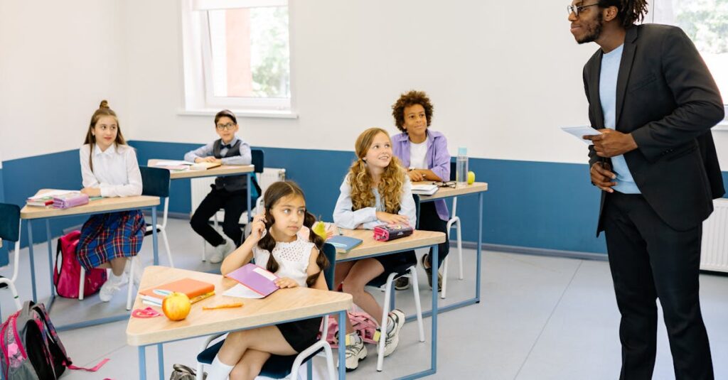 découvrez les salaires des enseignants en 2024 : évolution, comparaisons régionales et facteurs influençant les rémunérations dans le secteur éducatif.