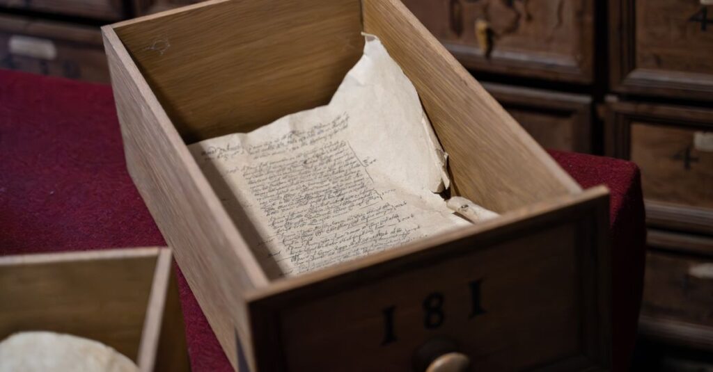 découvrez nos archives complètes pour retrouver facilement documents, articles et données historiques essentiels.
