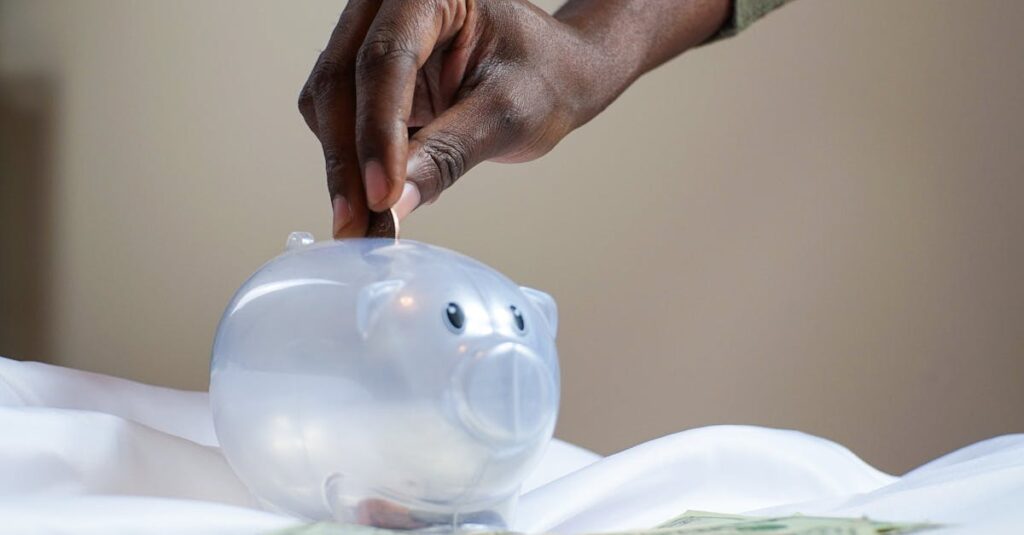 découvrez notre plan d'épargne salarié pour optimiser vos économies et préparer votre avenir financier en toute simplicité.