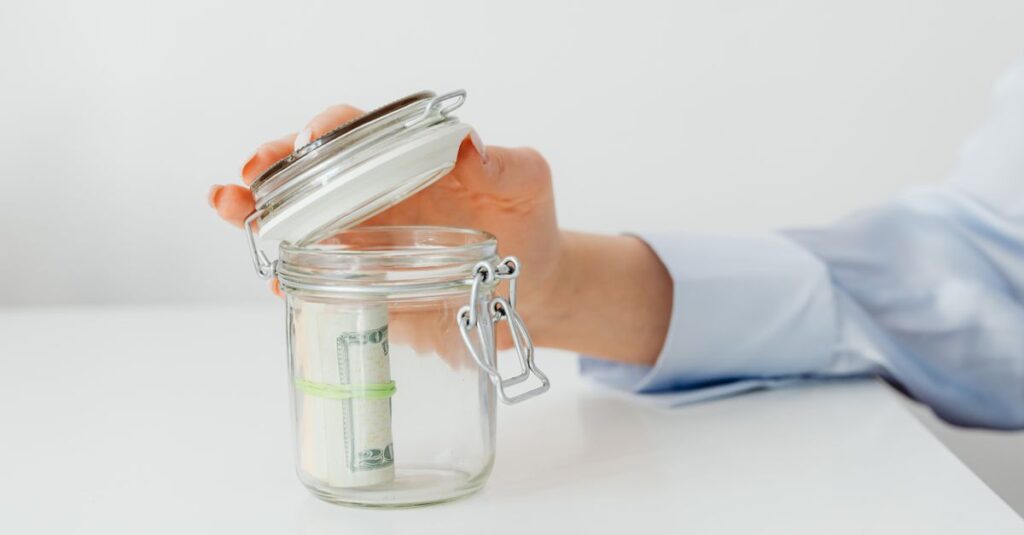 découvrez notre plan d'épargne salarié, une solution simple et avantageuse pour constituer une épargne accessible et sécurisée grâce aux contributions de l'entreprise.