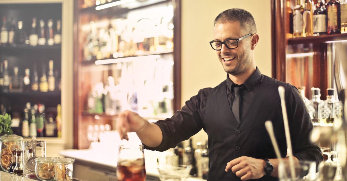découvrez les offres d'emplois dans l'hôtellerie et la restauration, trouvez des postes adaptés à vos compétences et lancez votre carrière dans le secteur de l'hospitalité.