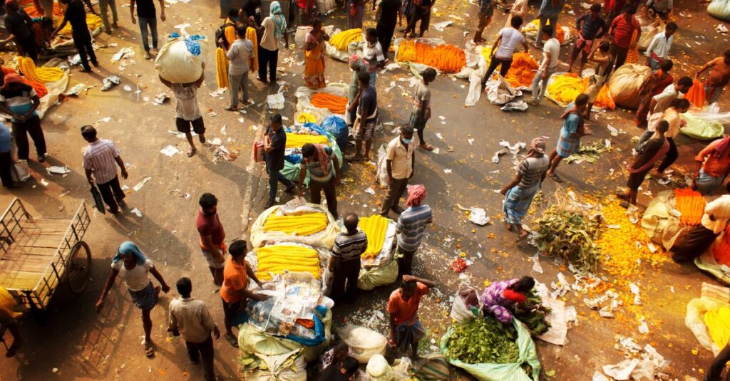 découvrez les tendances et stratégies du marché de masse, adapté aux produits destinés à un large public pour maximiser leur portée et leur impact.