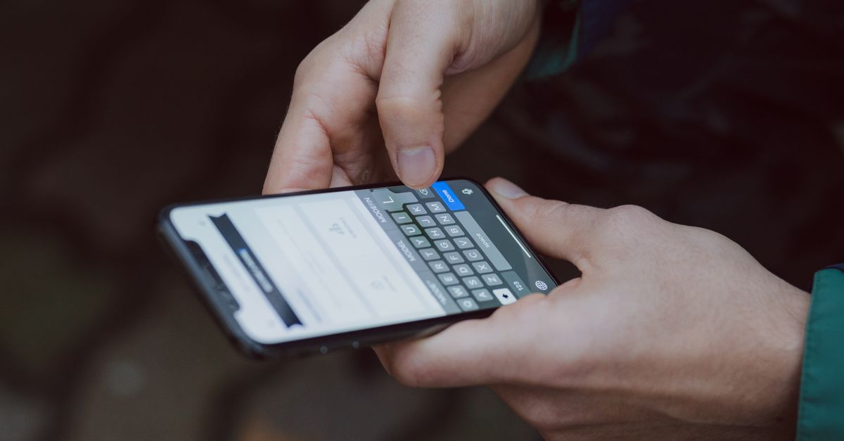 découvrez la messagerie sécurisée pour protéger vos communications privées avec un chiffrement avancé et une confidentialité garantie.